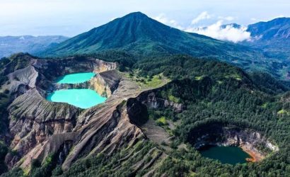Kelimutu Lake tour