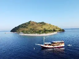 Alba semi phinisi